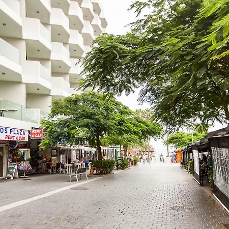 Lägenhet Cozy In Edificio Bahamas *